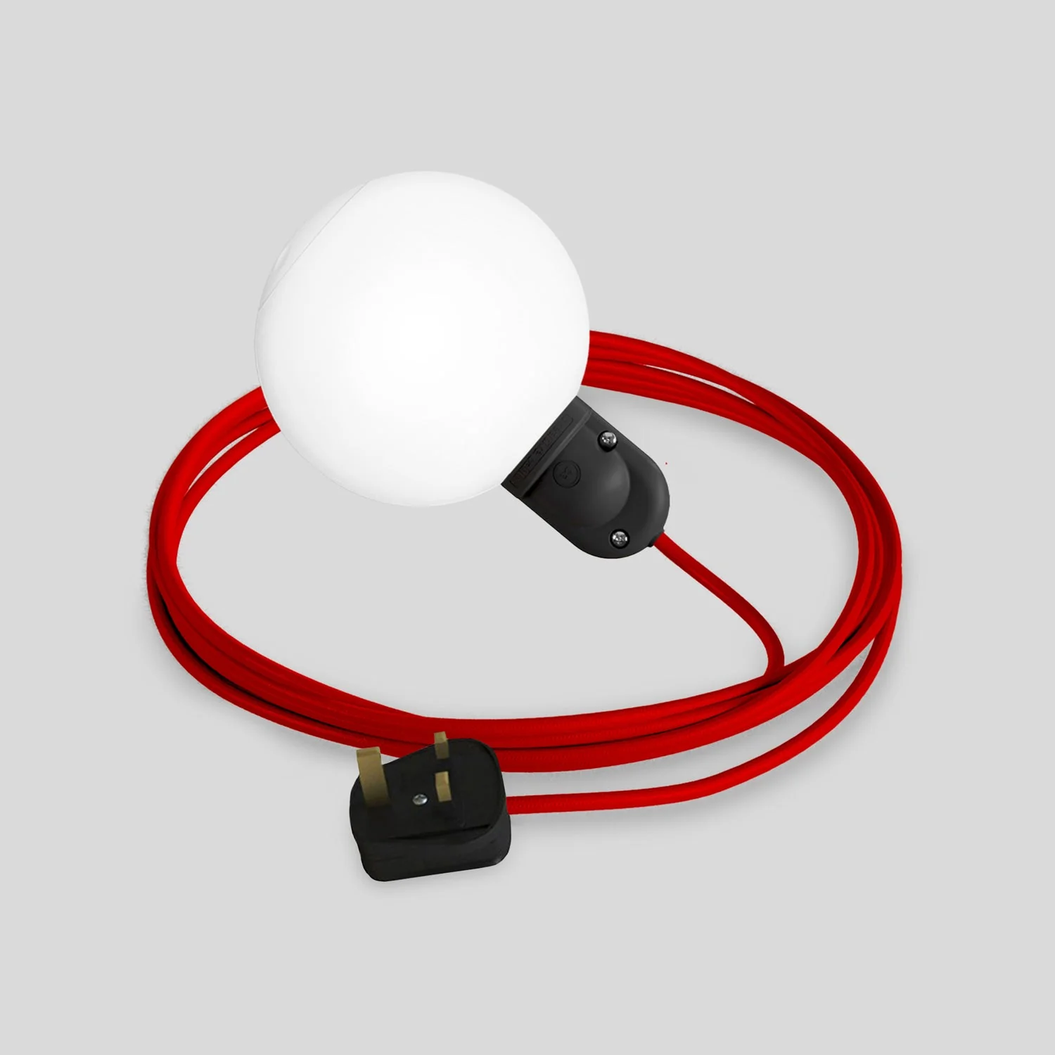 Außenleuchte Modulair IP65 mit UK-Stecker, unzerbrechlichem Unbreak-a-Ball-Schirm und SM09-Kabel