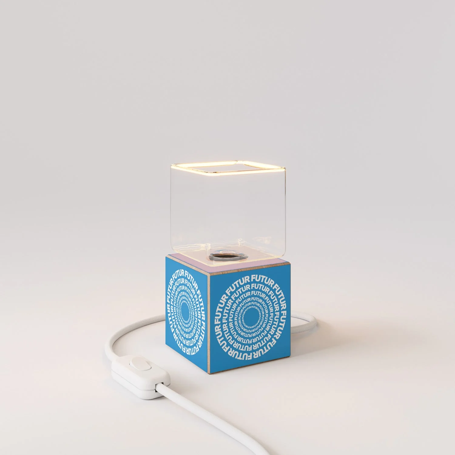 Cubetto Tischlampe mit US-Stecker, „Futur“ Ghost-Glühbirne – Futur Festival
