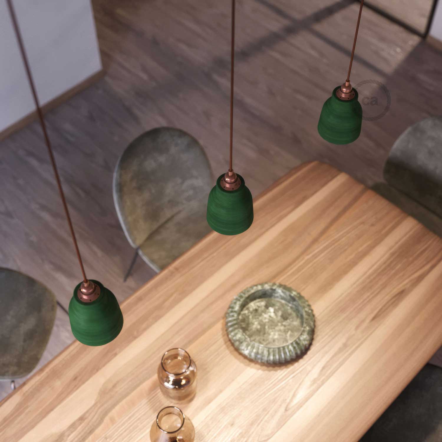 Pendellampe komplett mit Textilkabel, Vasen-Lampenschirm aus Keramik und Metalldetails – Gestreiftes Evergreen - Image 3