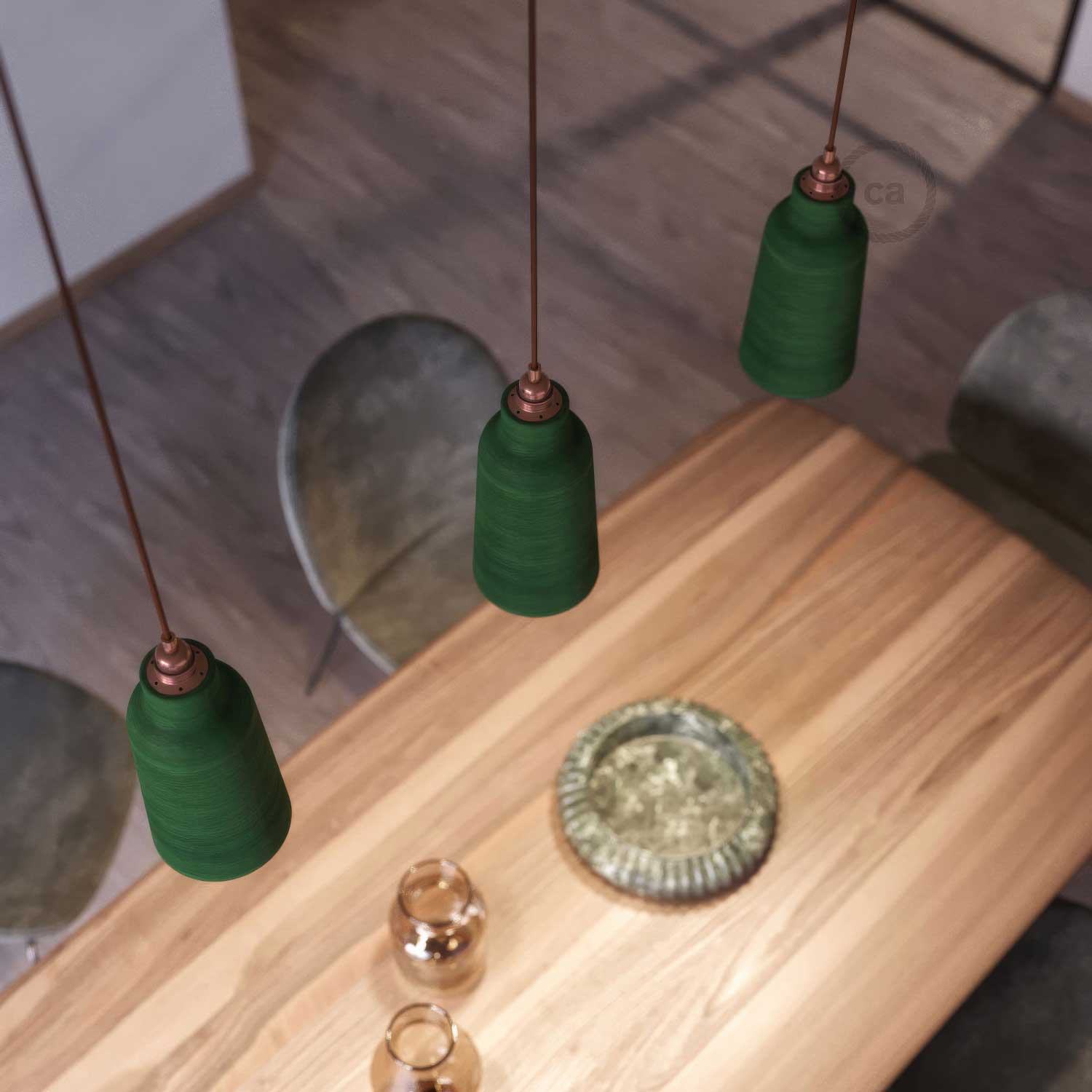 Komplette Pendelleuchte mit Textilkabel, Flaschenschirm aus Keramik und Metallakzenten – Evergreen gestreift - Image 3