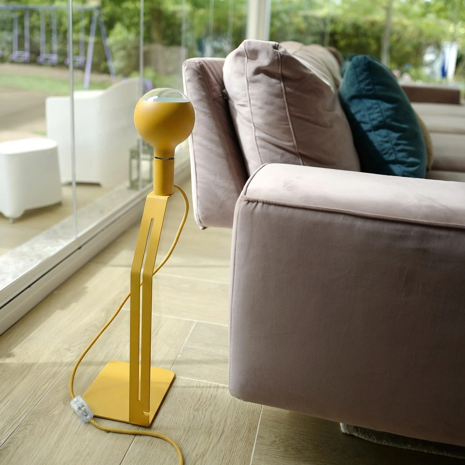 Koso Lucia - Tischlampe mit UK-Stecker - Gelb - Image 3