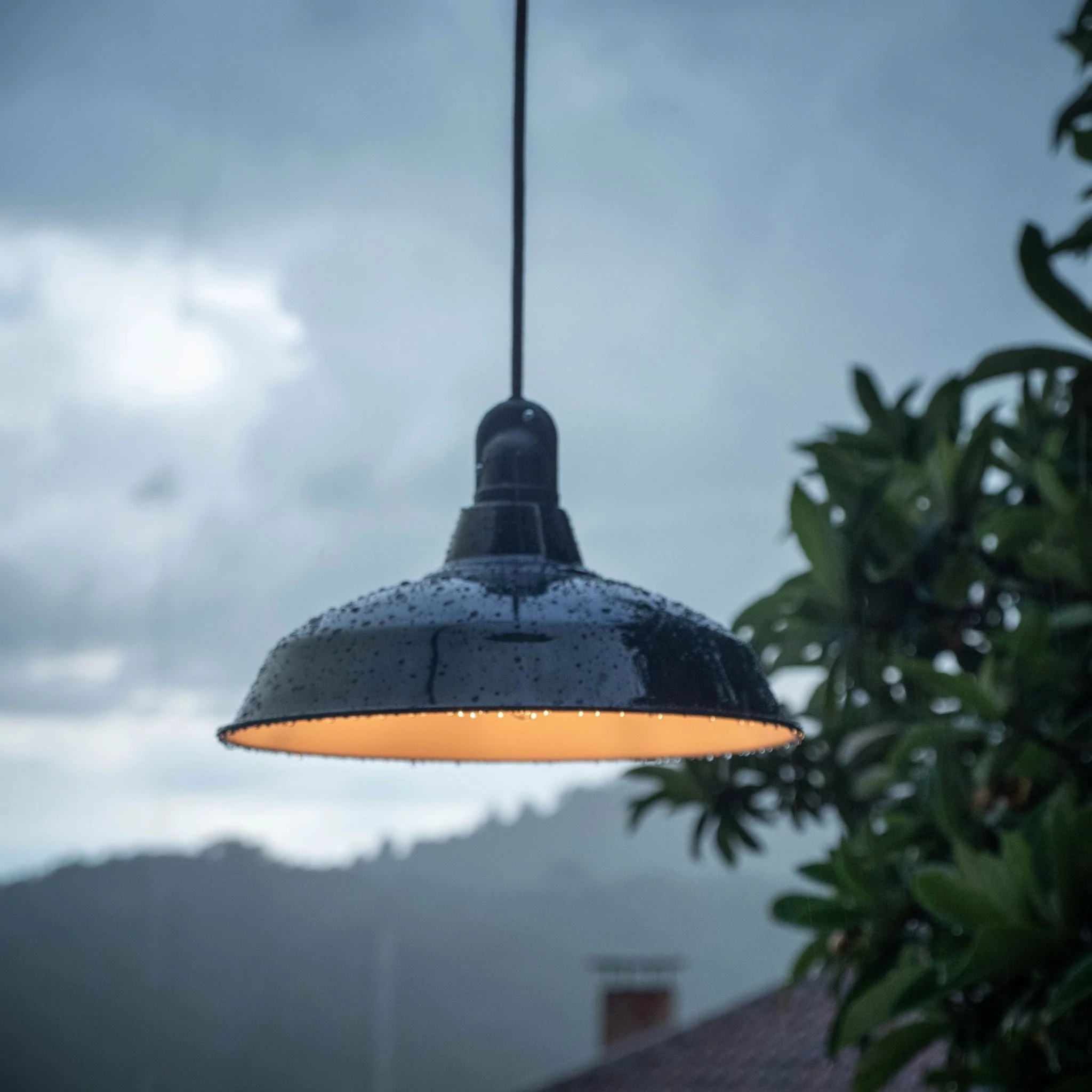 Modulair ELEGANT Außenleuchte mit Lampenschirm, 5 m Kabel, Silikon-Deckenrosette und IP65-wasserdichte Fassung – Schwarz - Image 4