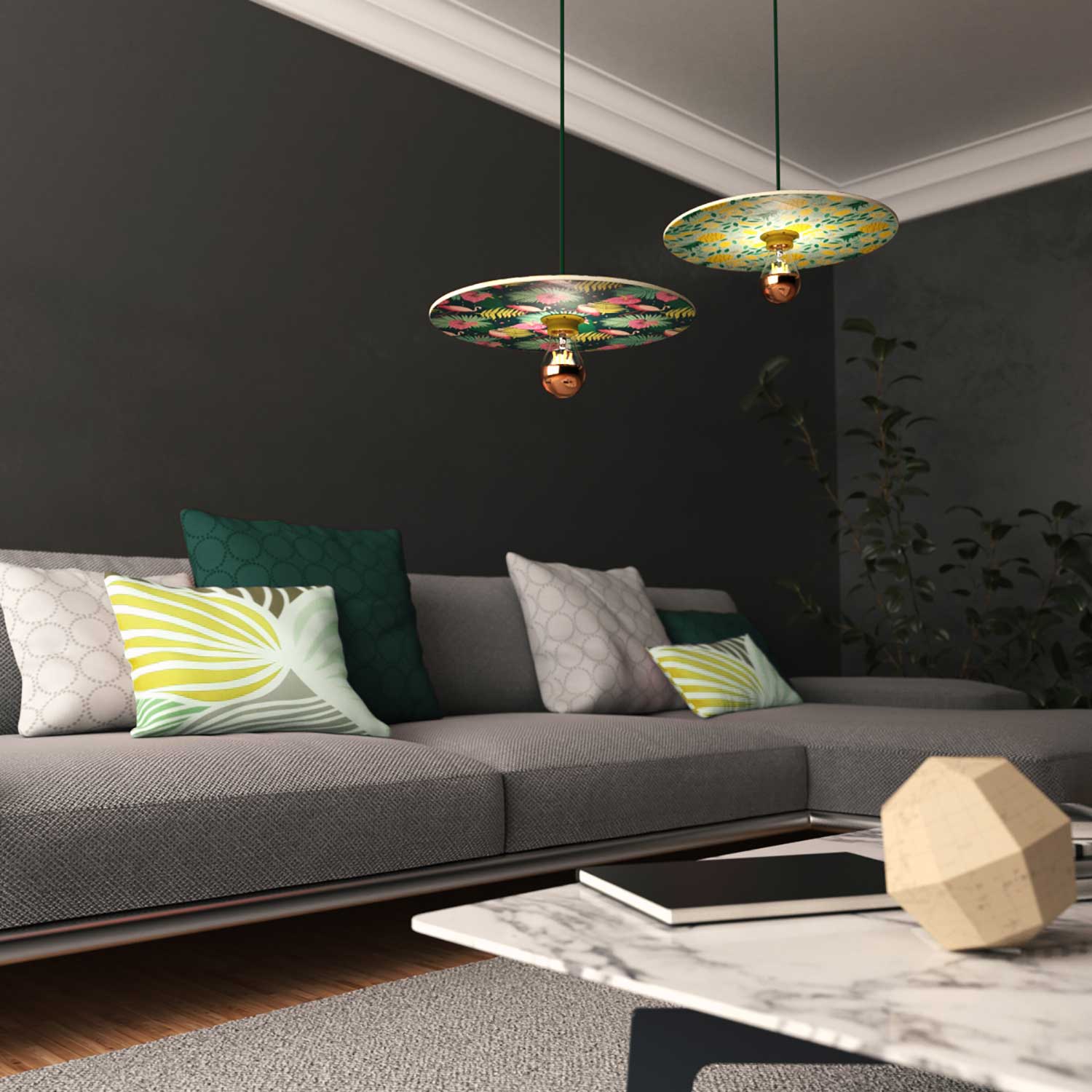 Pendelleuchte mit Textilkabel, doppelseitigem UFO-Holzschirm und Metallakzenten – Annachiara Zaminato - Image 4