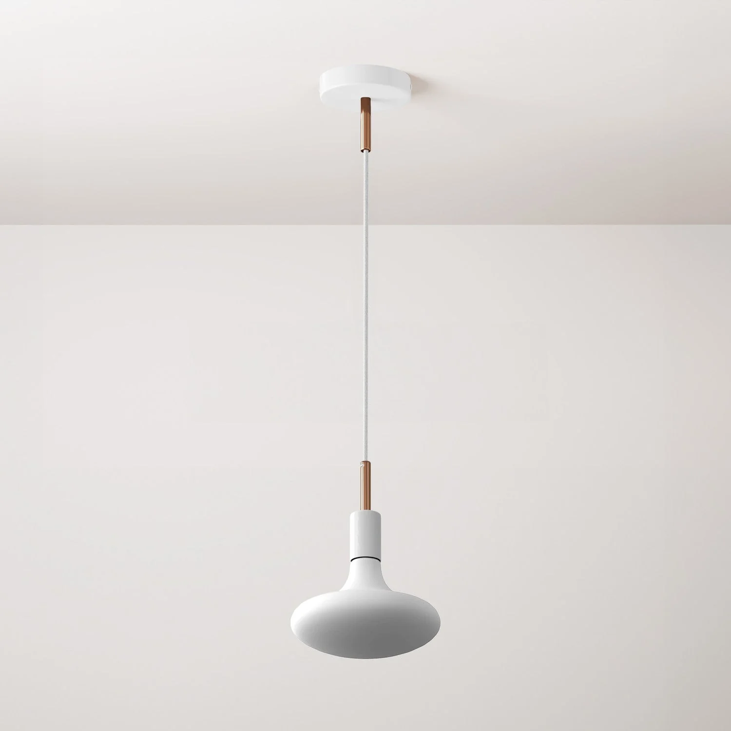 Pendelleuchte mit Textilkabel, Metalldetails und 7cm Kabelklemme – Weiß