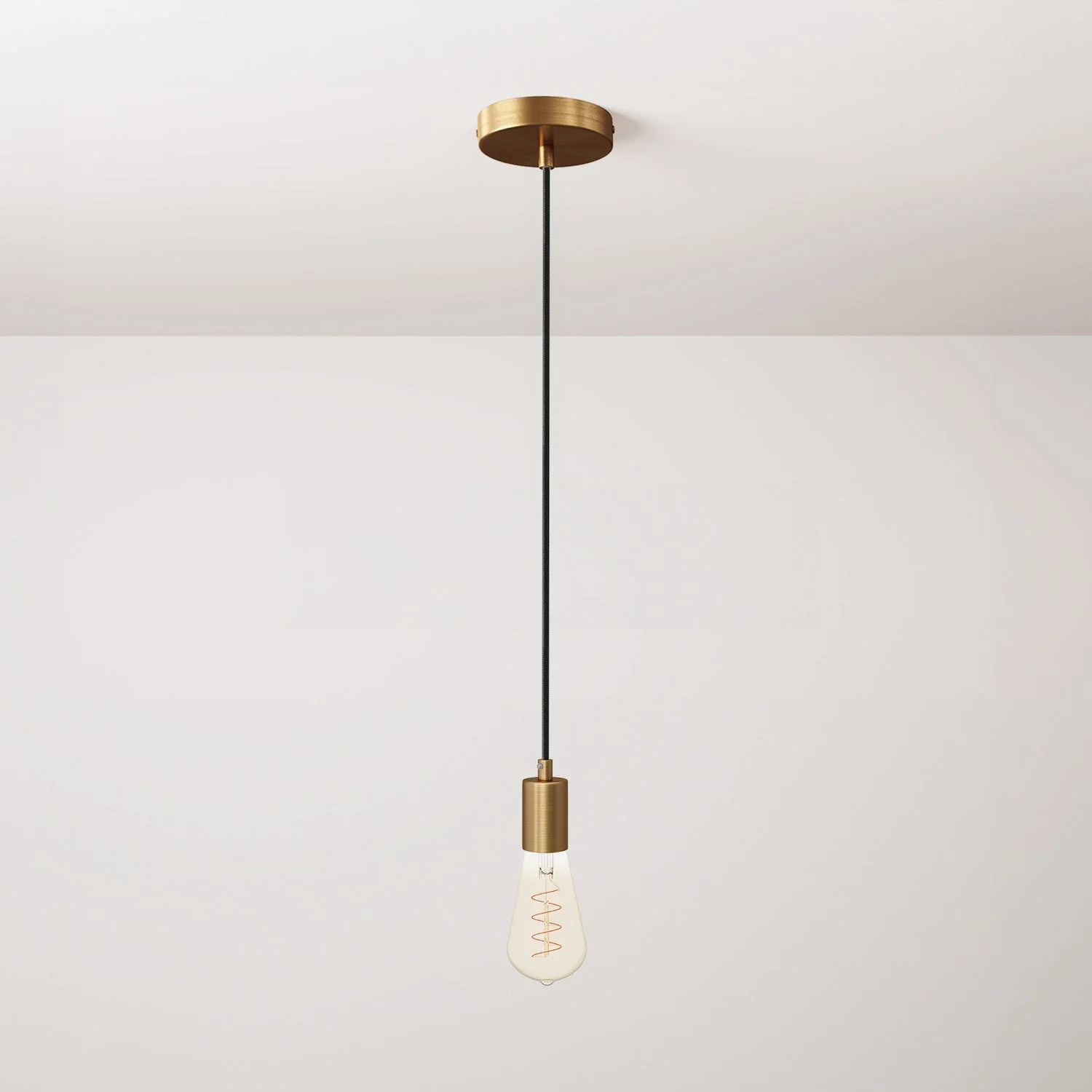 Pendelleuchte mit Textilkabel und satinierten Metalldetails – Gebürstete Bronze