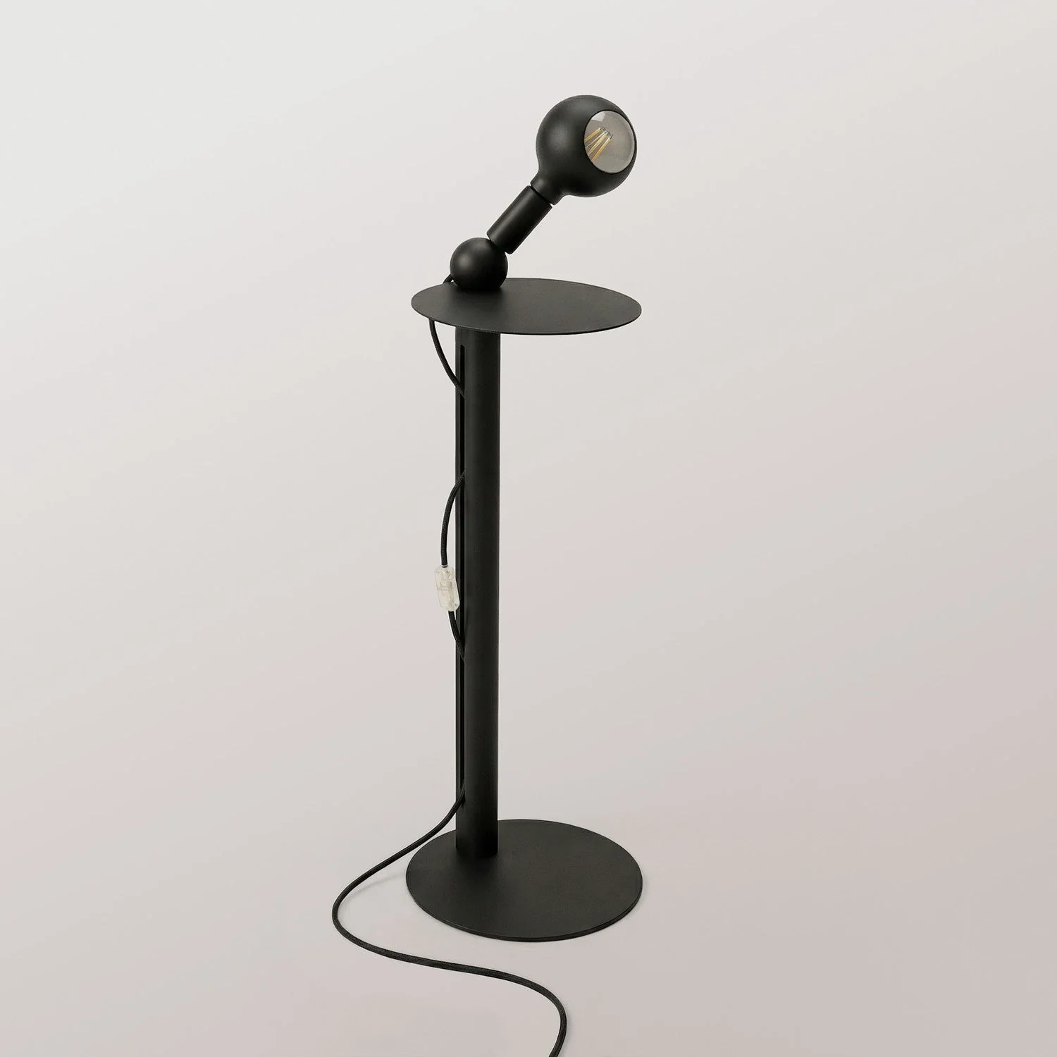 Rocco - Stehleuchte mit UK-Stecker und Camo-Glühbirne - Schwarz - Image 4