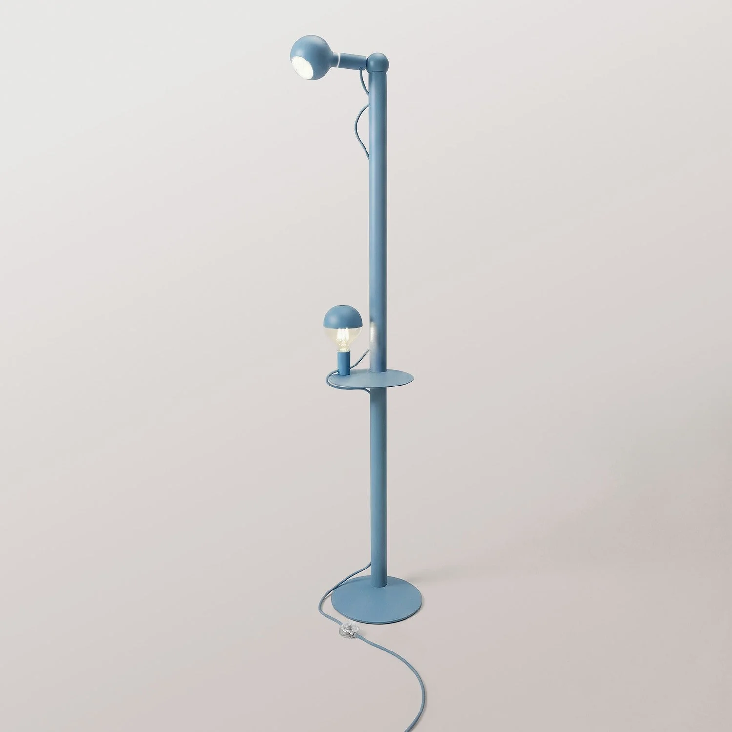 Rocco XXL - Stehleuchte mit UK-Stecker und Glühbirne Maria und Camo - Blau