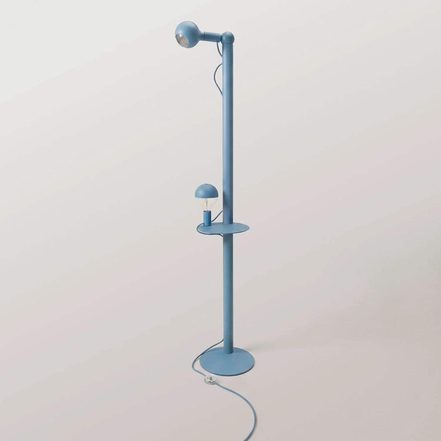 Rocco XXL - Stehleuchte mit UK-Stecker und Glühbirne Maria und Camo - Blau - Image 4