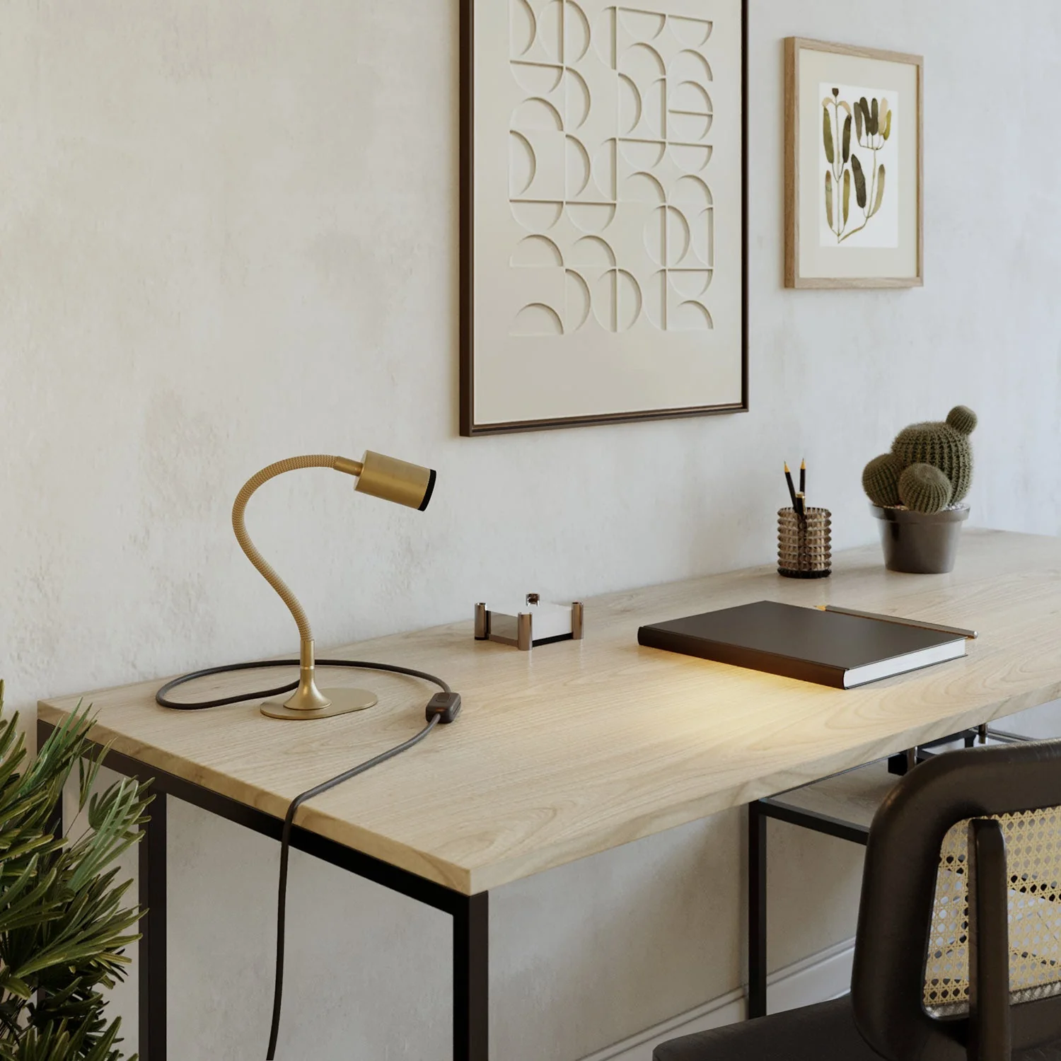 Schreibtischlampe MAG-Y mit Flex, ovalem Metallfuß, Spot-Licht und UK-Stecker – Satin-Bronze - Image 2