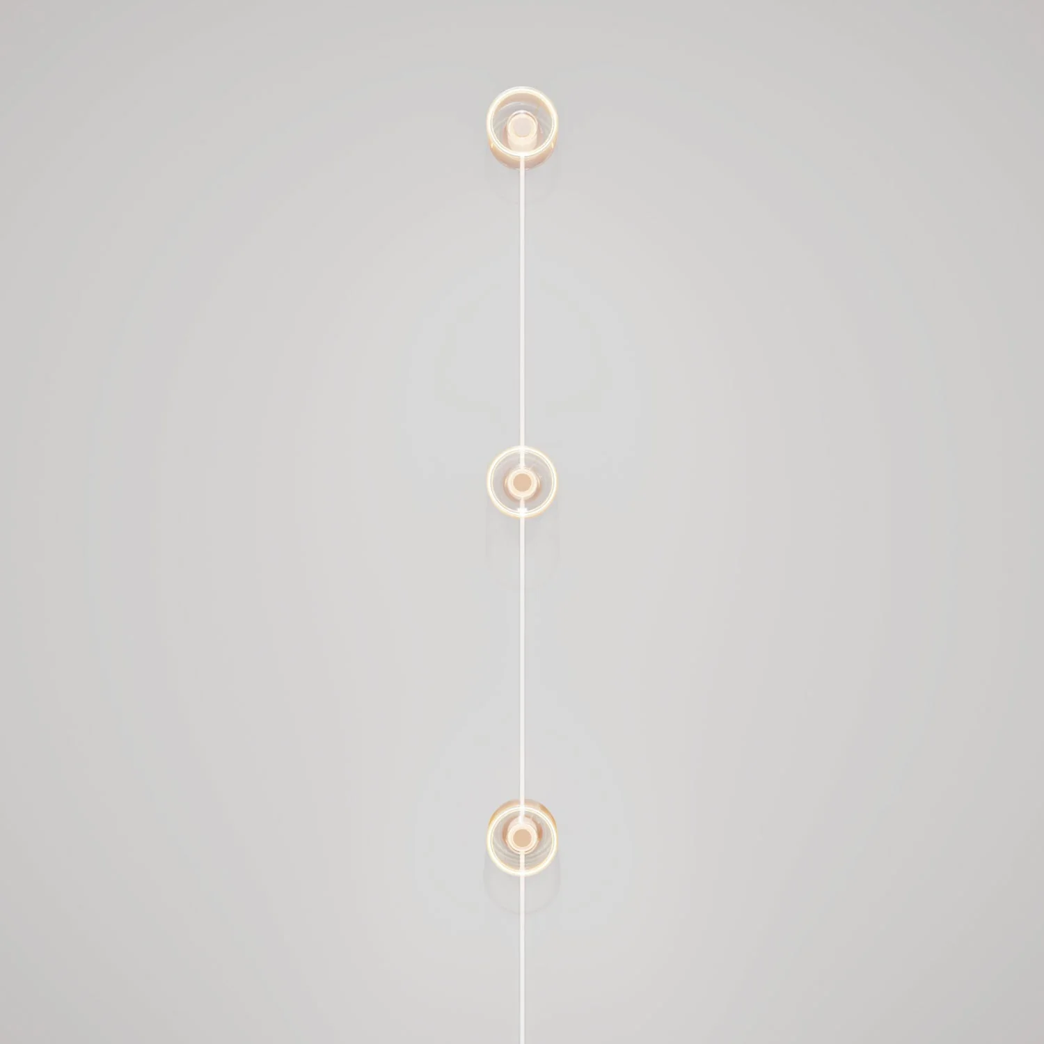 Wandleuchte Spostaluce mit Stecker, 3 Ghost-Glühbirnen und weißem Kabel