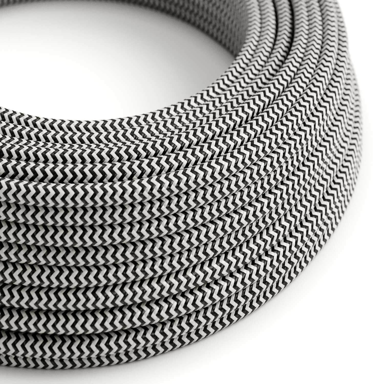 Textilkabel Schwarz Karbon und Weiß Optik Zickzack glänzend – Original Creative-Cables – RZ04 rund 2x0,75mm / 3x0,75mm