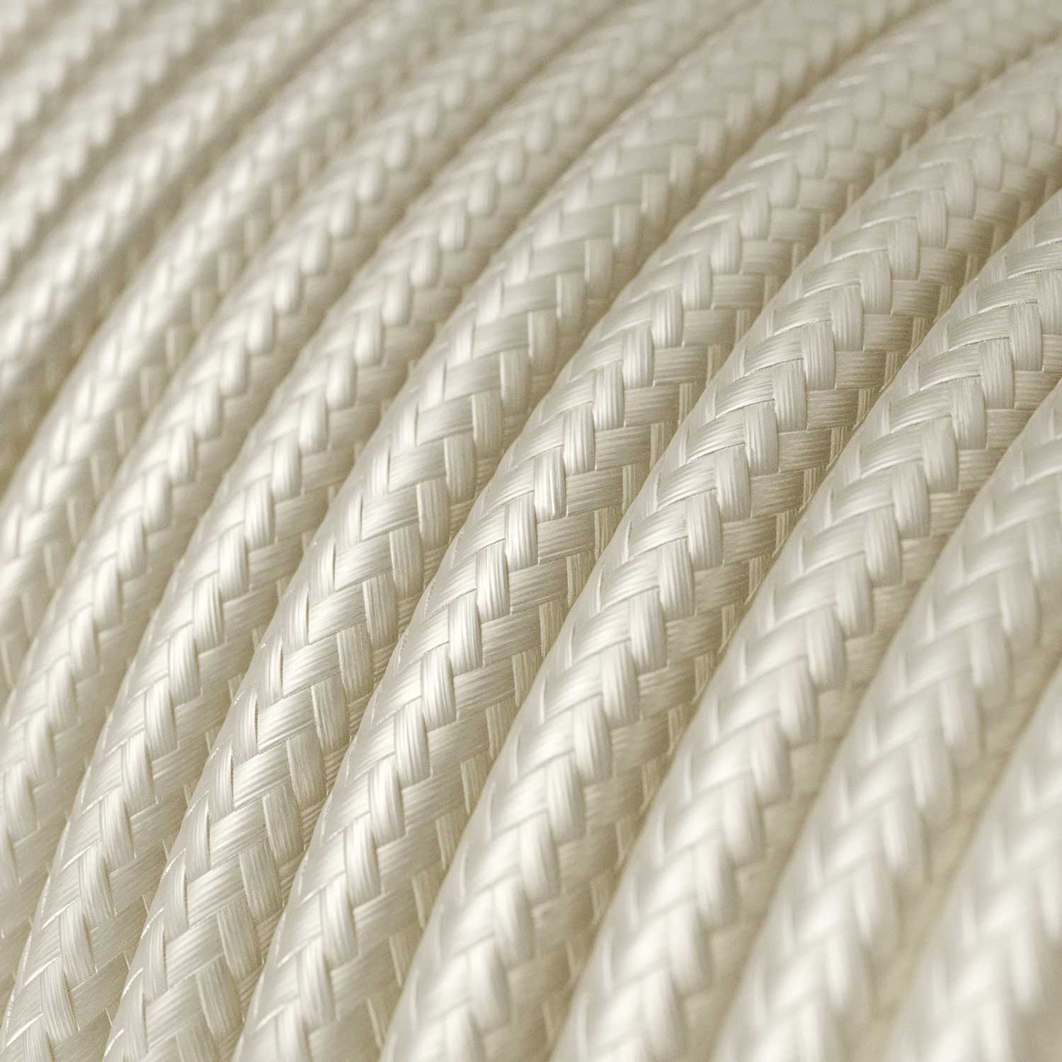 Glänzendes, farbiges Textilkabel Perlweiß – Das Original Creative Cables für stilvolle Lampen – RM00 - Image 2