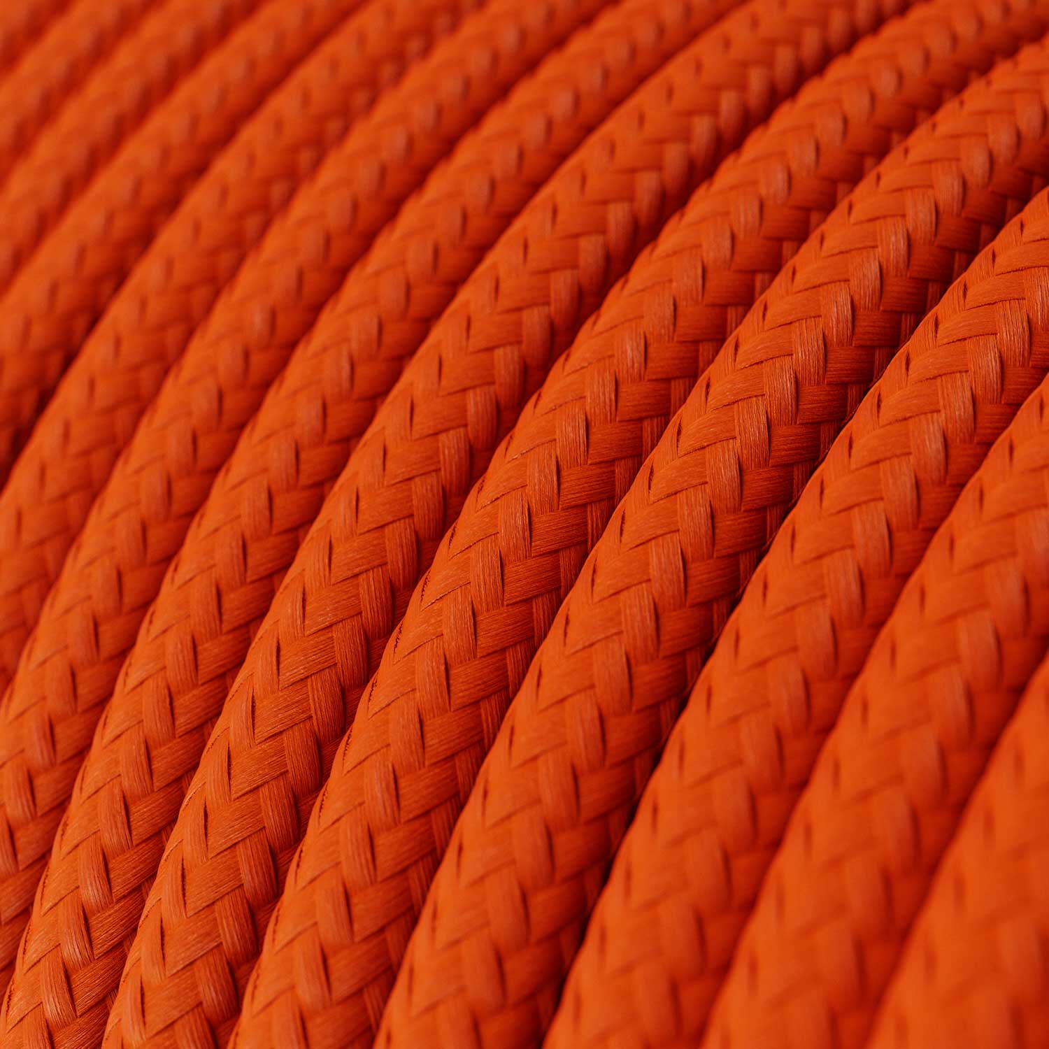 Glänzendes Textilkabel Orange Flamme – Das Original Creative-Cables – RM15 rund 2x0,75mm / 3x0,75mm - Image 2