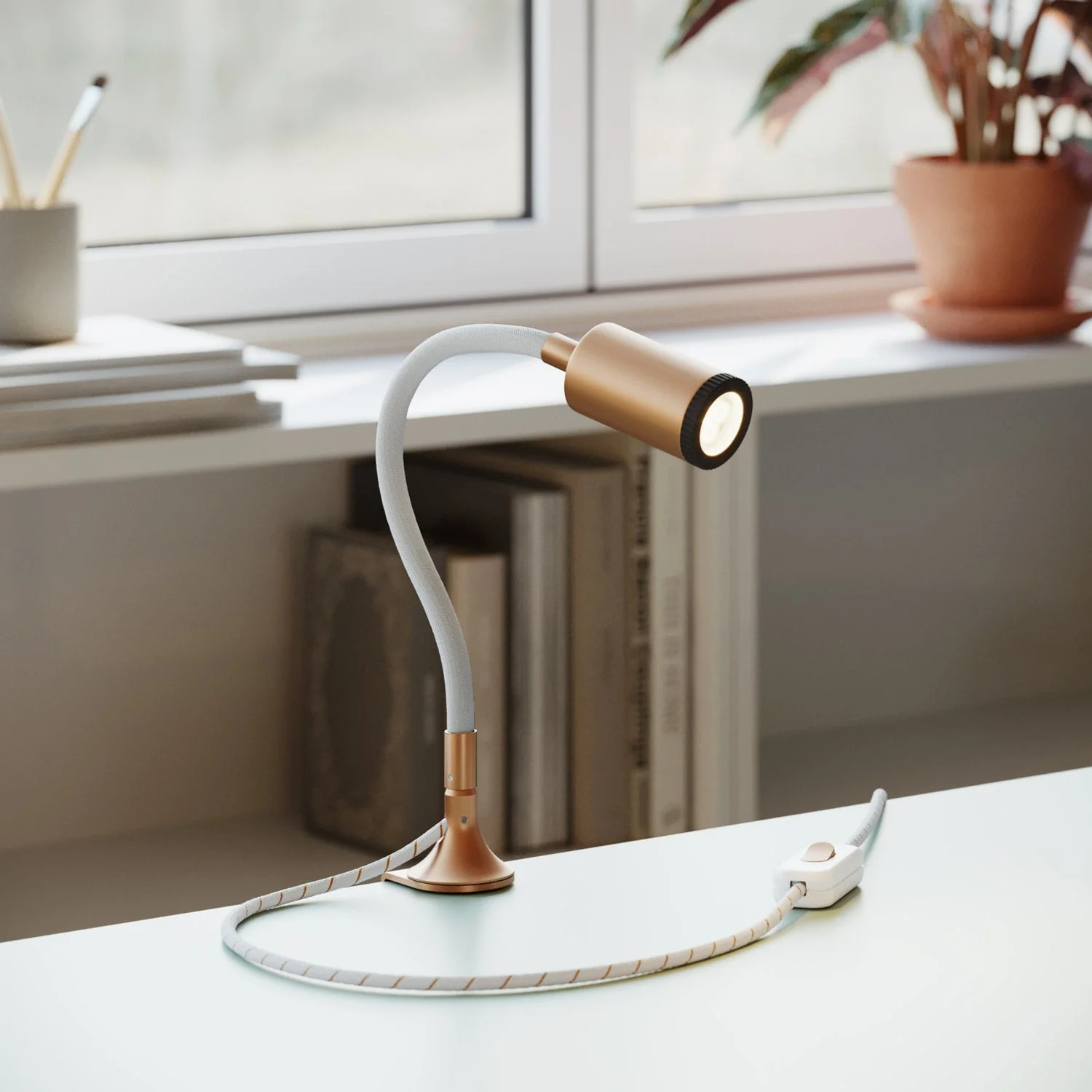 Verstellbarer Spot MAG-Y mit Klemme – Satiniertes Kupfer - Image 2