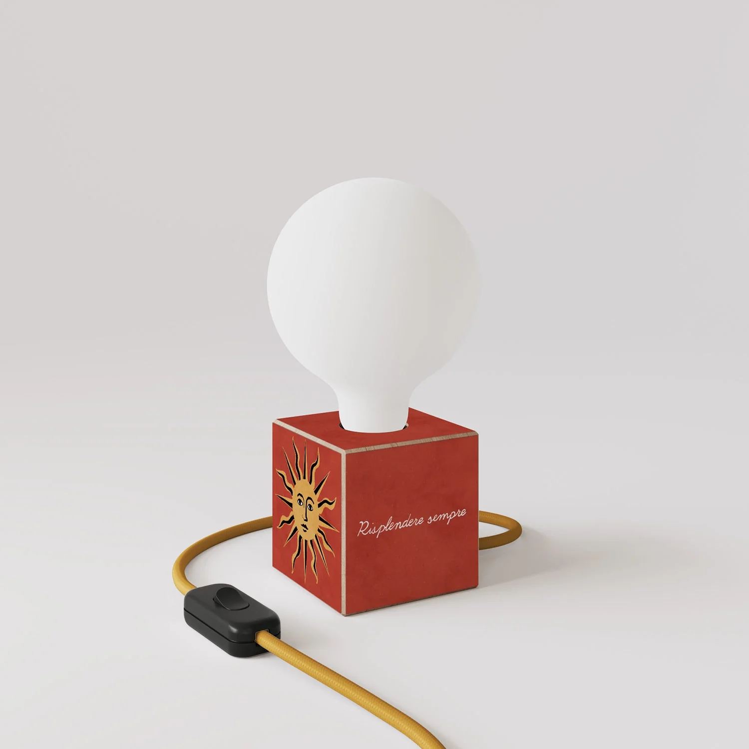 Tischleuchte Cubetto „Il sole“ mit englischem Stecker und Globus-Glühbirne, Porzellan-Effekt - Santomanifesto - Image 3