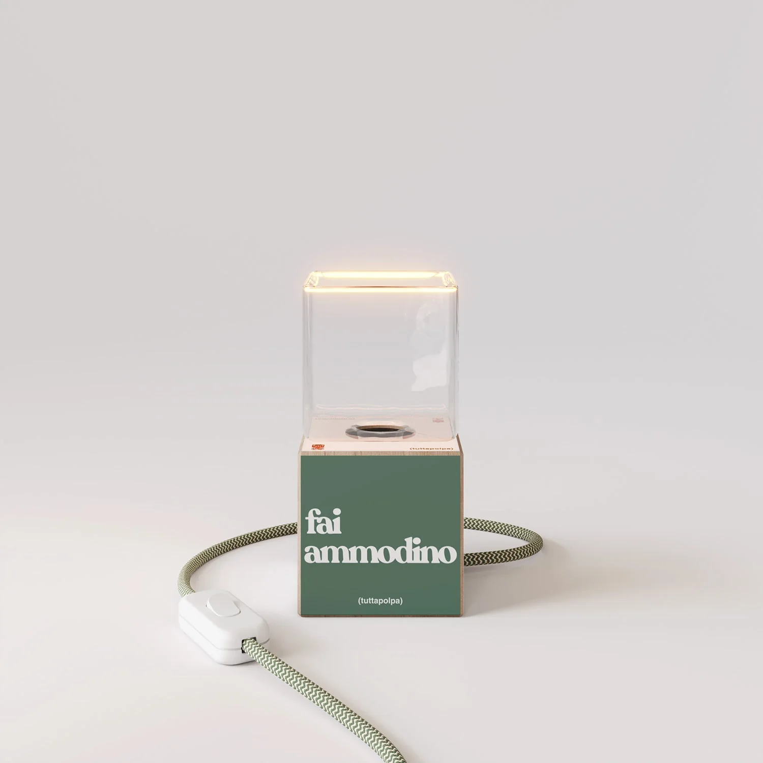 Tischlampe Cubetto „Fai ammodino“ mit englischem Stecker und Ghost-Glühbirne – Tuttapolpa - Image 5