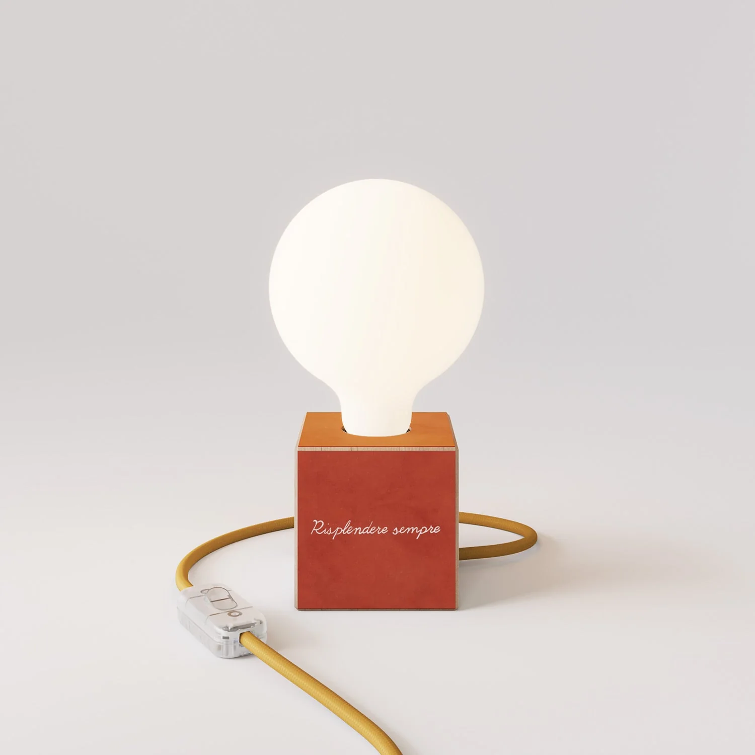 Tischlampe Cubetto „Die Sonne“ mit Glühbirne in Globusform mit Porzellan-Effekt – Santomanifesto - Image 4