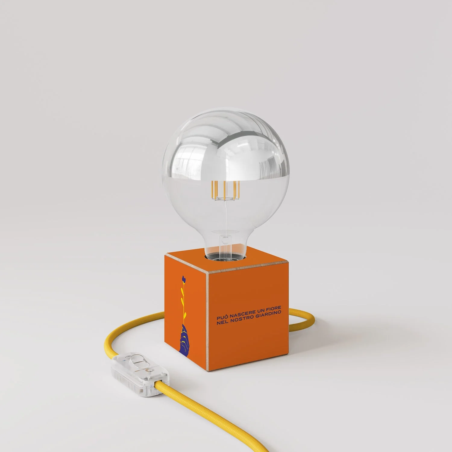Tischlampe Cubetto „Può nascere un fiore“ mit Glühbirne Globe mit silberner Halbkugel - Santomanifesto - Image 3