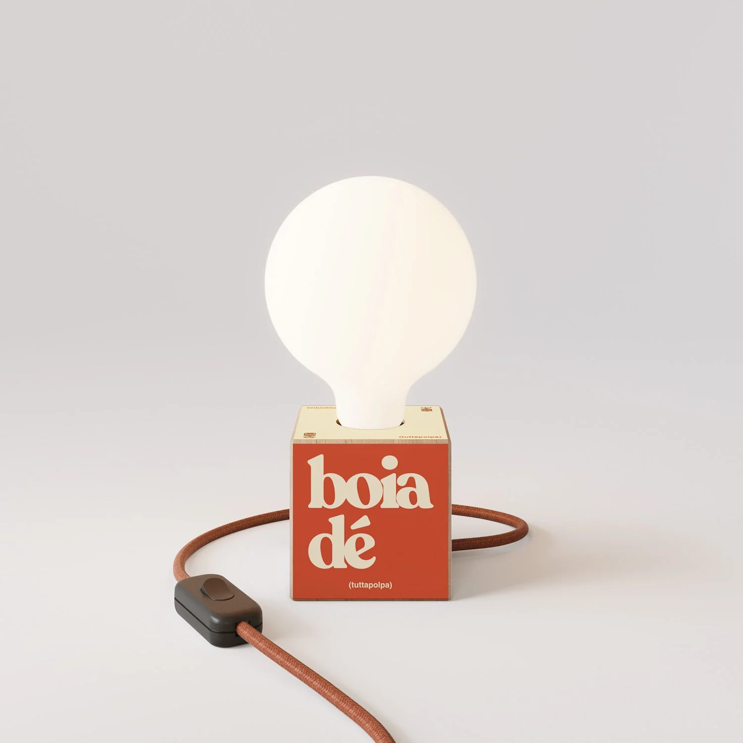 Tischleuchte Cubetto „Boia de“ mit Globus-Glühbirne, Porzellan-Effekt - Tuttapolpa - Image 4