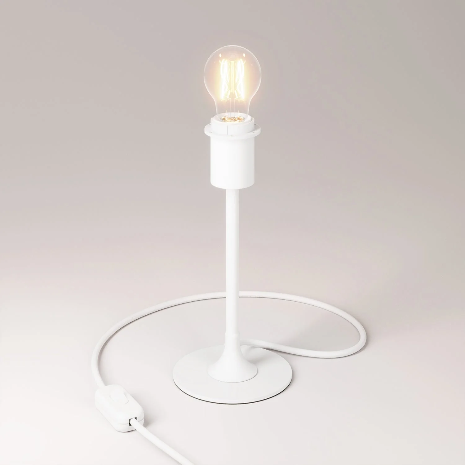 Tischleuchte MAG-Y mit runder Metallbasis, vorbereitet für Lampenschirm und UK-Stecker – Mattweiß