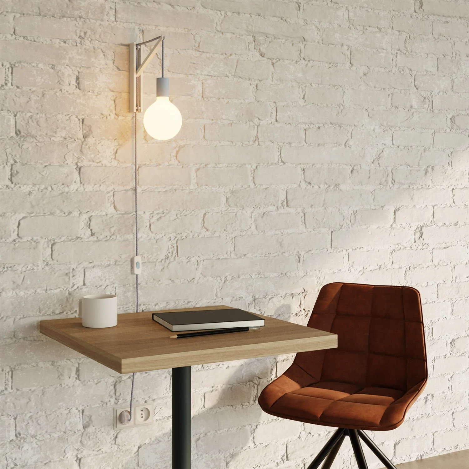 Wandleuchte aus Metall mit zweipoligem Stecker – Zuckerpapier-Blau - Image 2